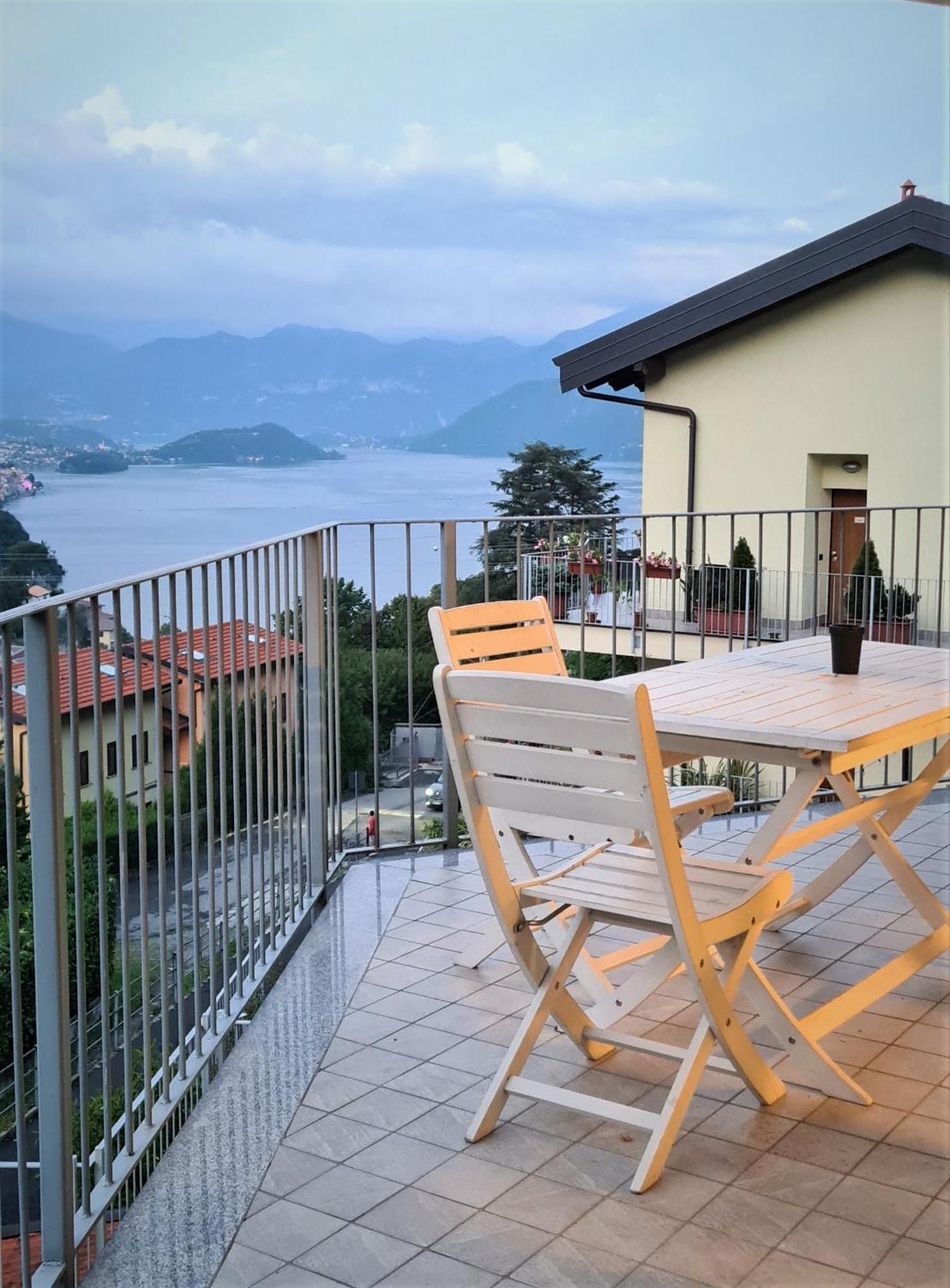 Vista Dolce Isola _ Lakeview Pool, Terrace & Garden Apartment Argegno Chambre photo